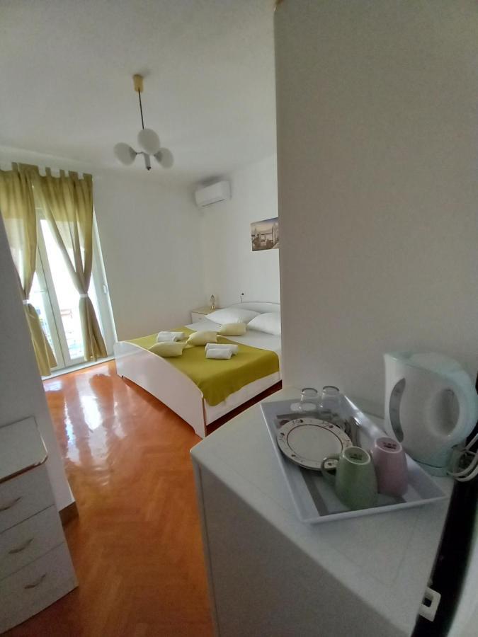 Sobe Sotic Bed & Breakfast Rab Town Ngoại thất bức ảnh