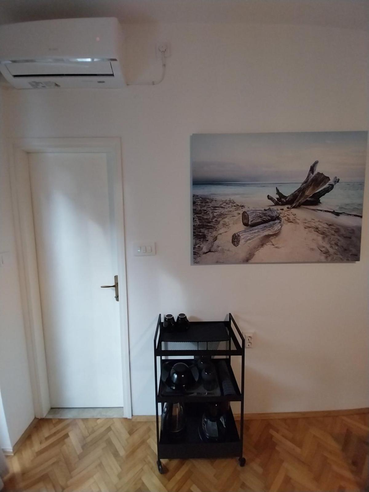 Sobe Sotic Bed & Breakfast Rab Town Ngoại thất bức ảnh