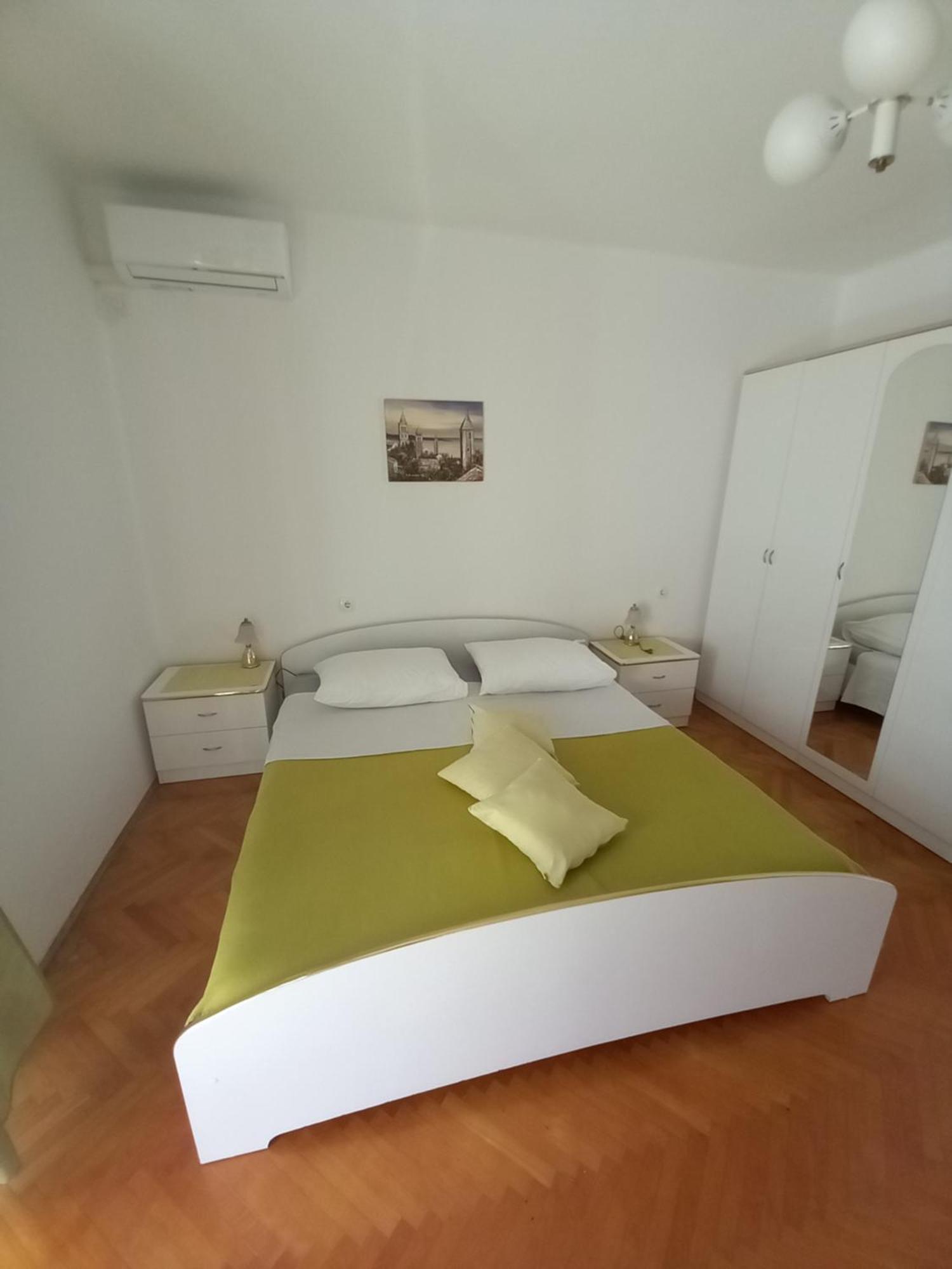 Sobe Sotic Bed & Breakfast Rab Town Phòng bức ảnh